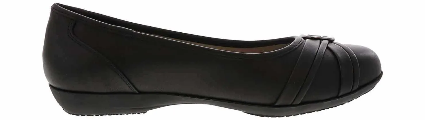 Flat|Comfort Shoes|CLIFFS BY WHITE MOUNTAIN Calming Women’s Wide-Width Casual Shoe Black
